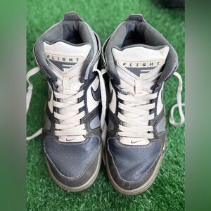 Nike Air Flight Falcon Men's Sneaker Shoe Black/White US 10.5 Size 9.5‎